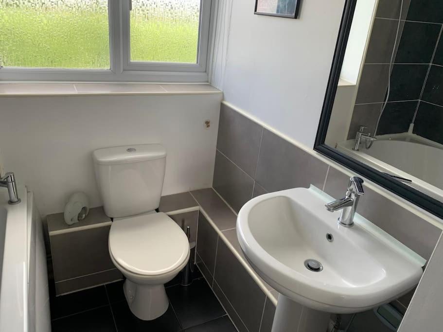 1 Bedroom Annex, Private Bathroom, Peaceful Area Claypits المظهر الخارجي الصورة